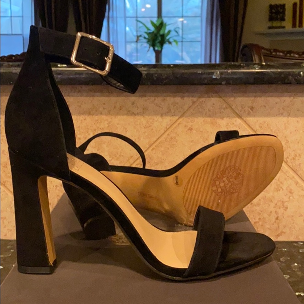 Vince camuto Acelyn strappy suede heels